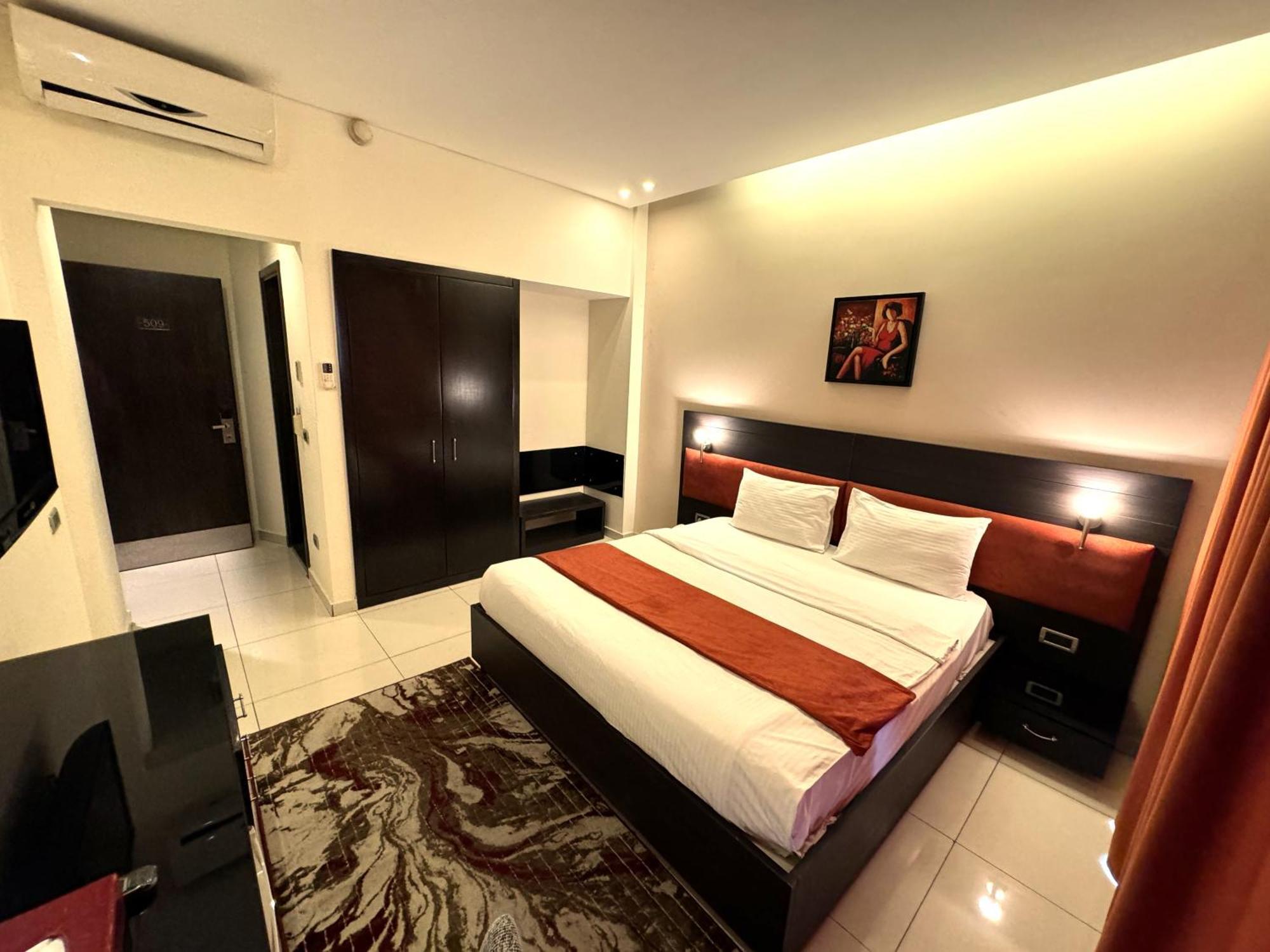 Duroy Hotel By Beverly Beirut Exterior photo